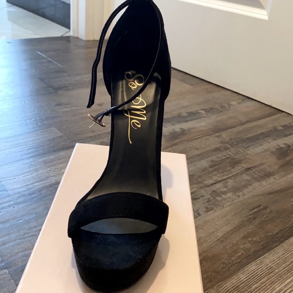 Heels - Picture 2 of 2